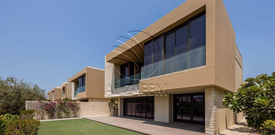 Villa on the Saadiyat Island, Abu Dhabi, UAE 5 bedrooms, 647 sq.m. № 615668