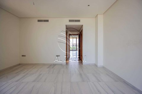 Villa on the Saadiyat Island, Abu Dhabi, UAE 5 bedrooms, 647 sq.m. № 615668 - photo 18