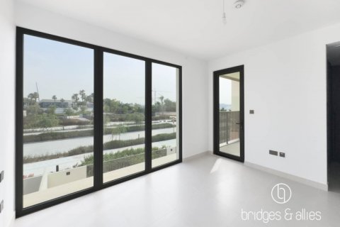 Villa sa Dubai, UAE 4 silid-tulugan, 316.8 sq.m. № 624685 - larawan 18