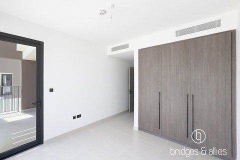 Villa sa Dubai, UAE 4 silid-tulugan, 316.8 sq.m. № 624685 - larawan 11